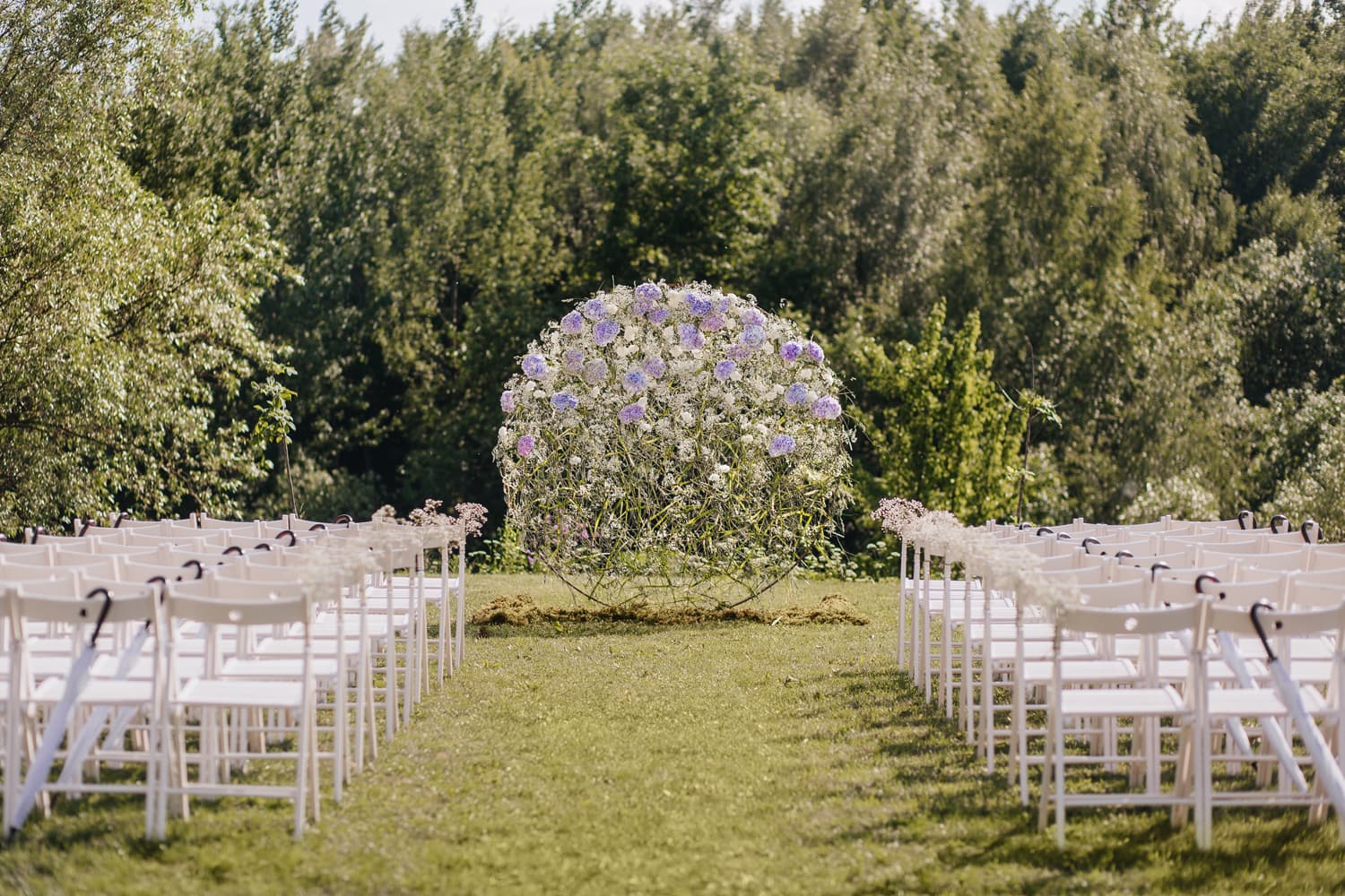 Creating Timeless Memories: Cascades Weddings and Parties