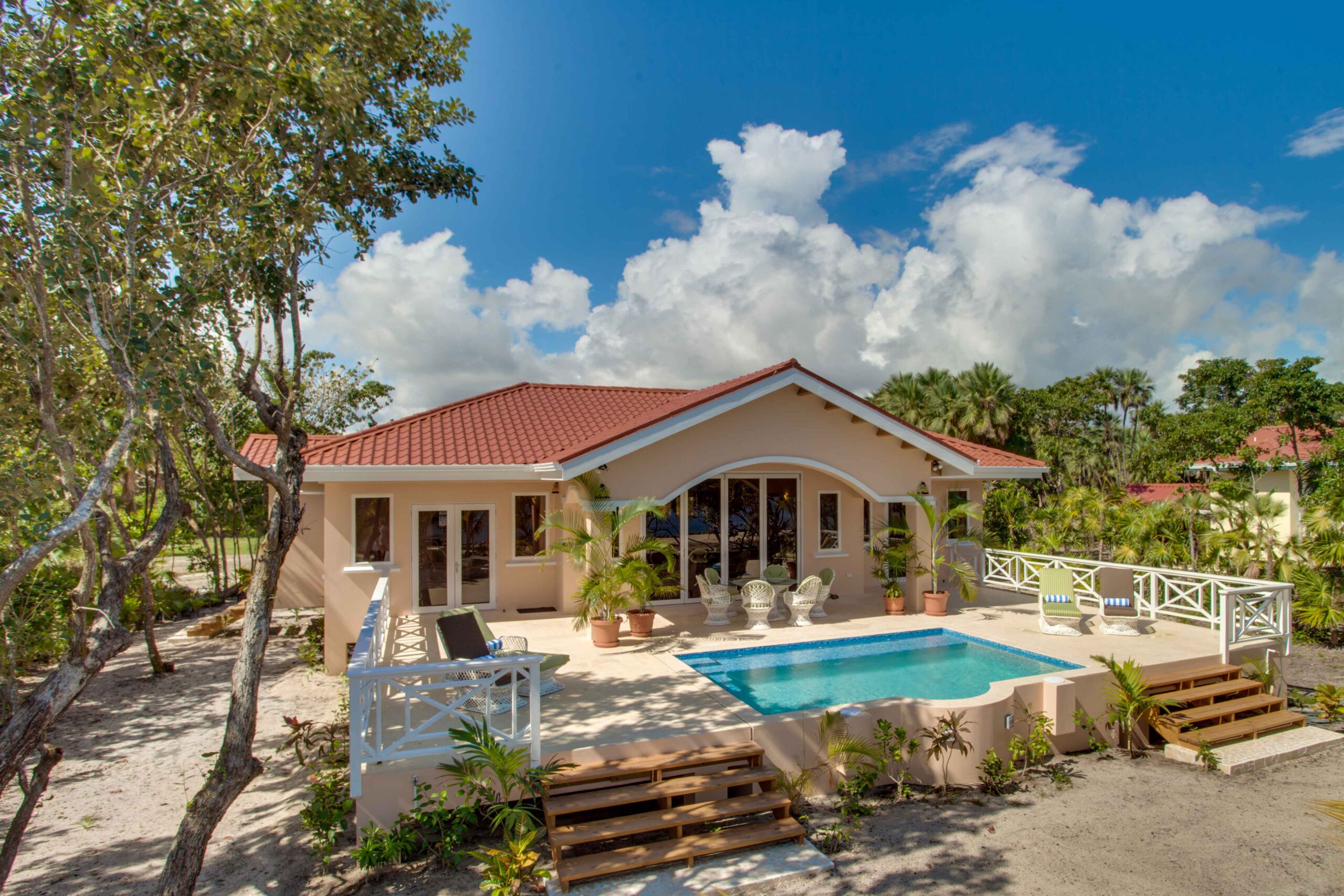 Ambergris Caye Gem: Real Estate Delights Unveiled