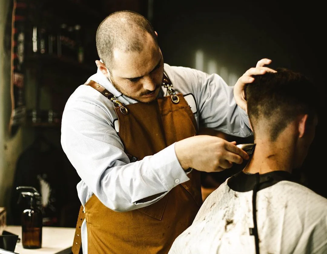 Aprons in Action: Combining Fashion and Function for Barbers